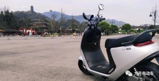 一篇九号电动车详细的测评对比报告包括车子的性能以及车子的售后客服