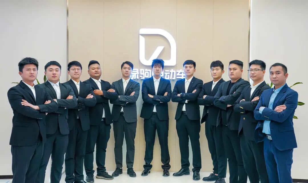 绿驹陈列科为您服务