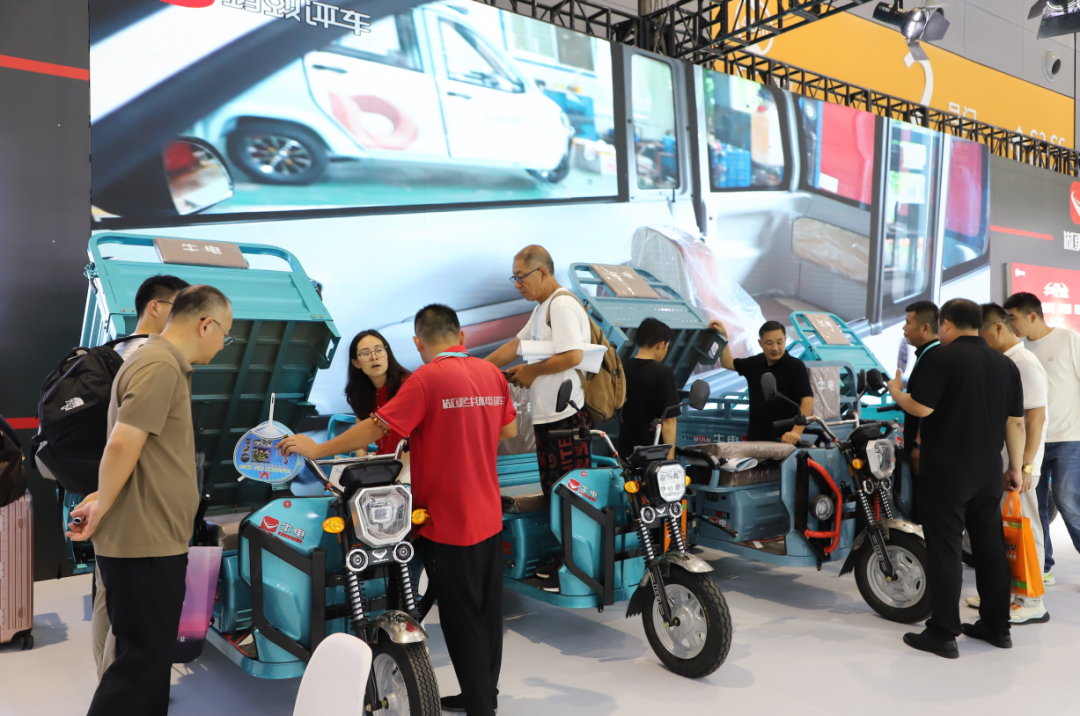 1200平超大展台7款新品亮相牛电济南展彰显硬核实力