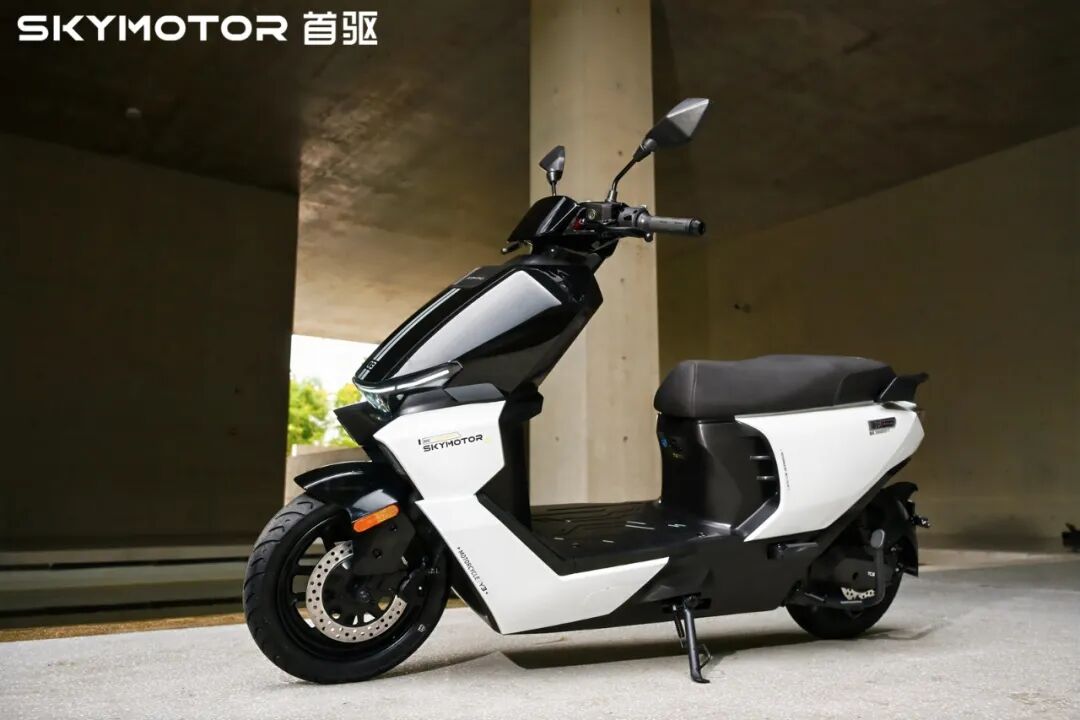 生态竞合破局引领首驱科技以智能出行机器人重新定义两轮出行未来