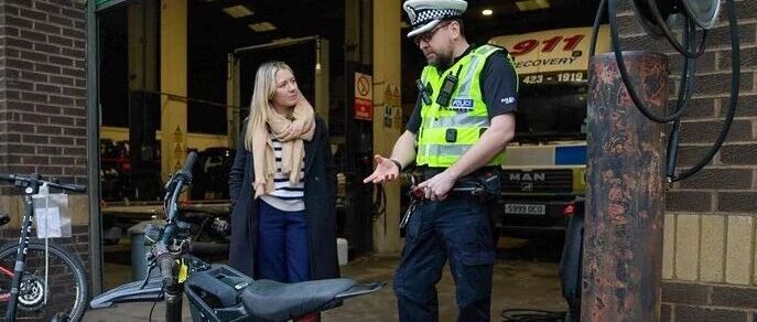 英国：警方使用无人机抓捕非法电动自行车，改变游戏规则