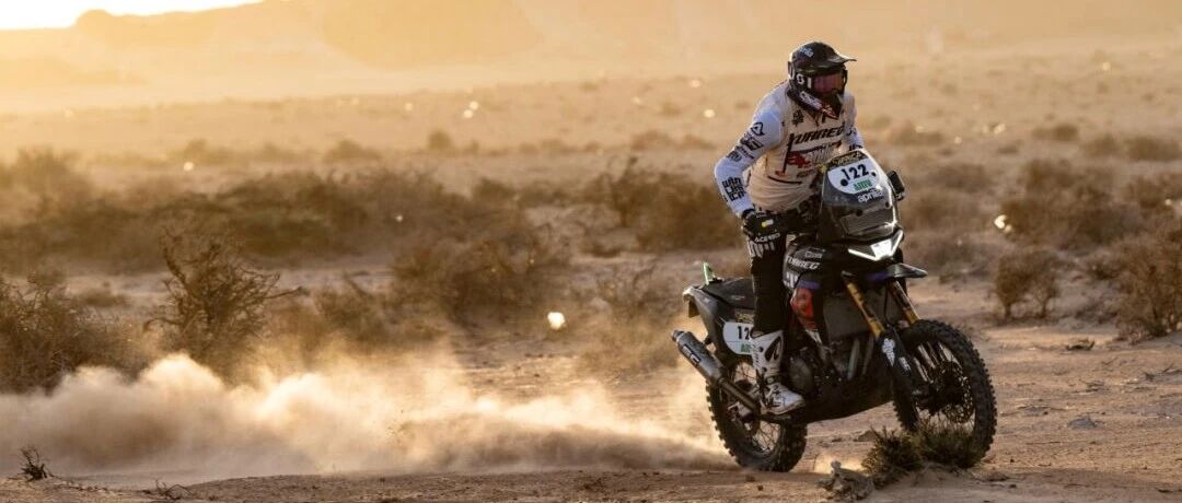 赛程过半，Aprilia领跑非洲生态赛