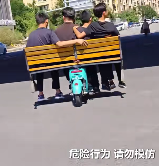 除了头盔，这些行为也开始罚款！2025年电动车避坑指南