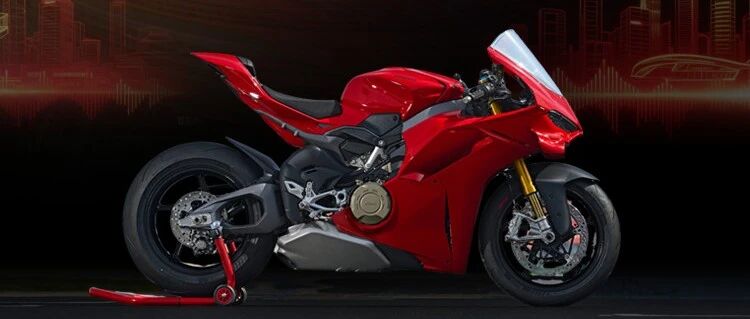 全新 Panigale V4 S 亮相粤港澳大湾区车展