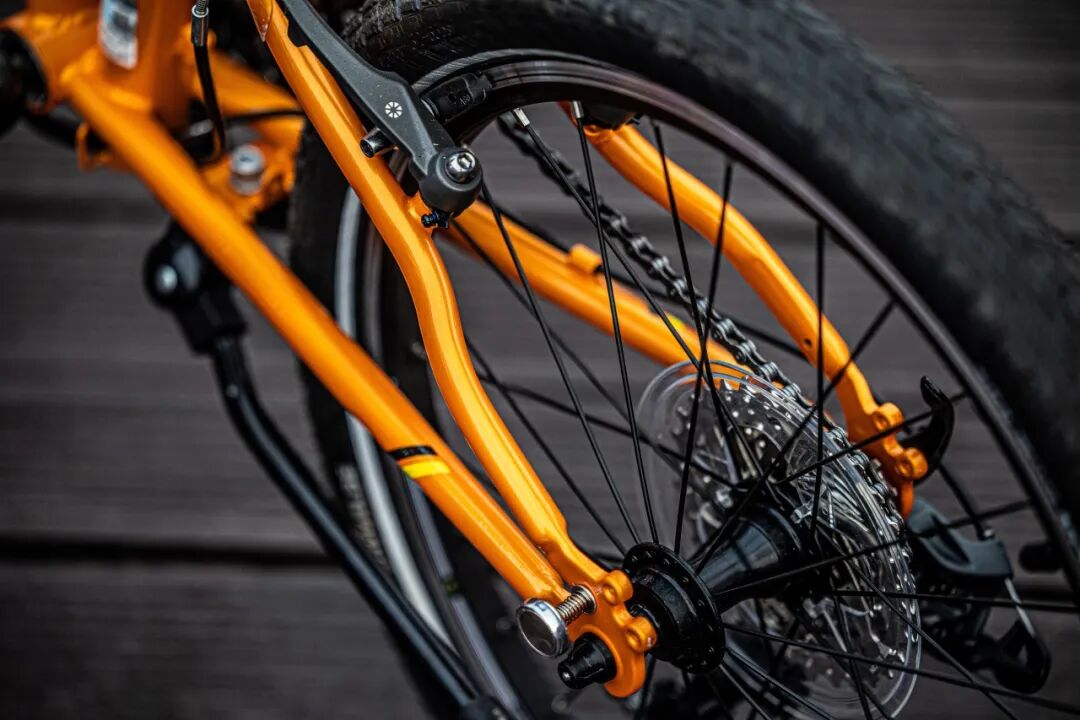 终极大魔王经典再续ARCHERP8折叠车横向测评