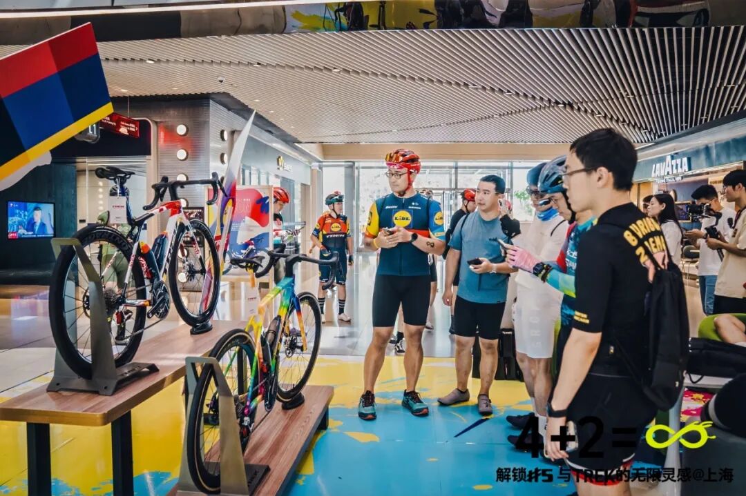 MCC724G530晨骑苗江路绕圈