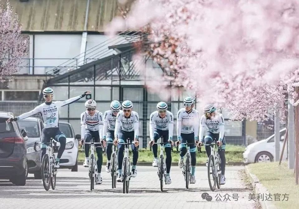 [2025-02-10]美利达锐克多助力巴林胜利车队再夺环巴伦西亚赛段冠军