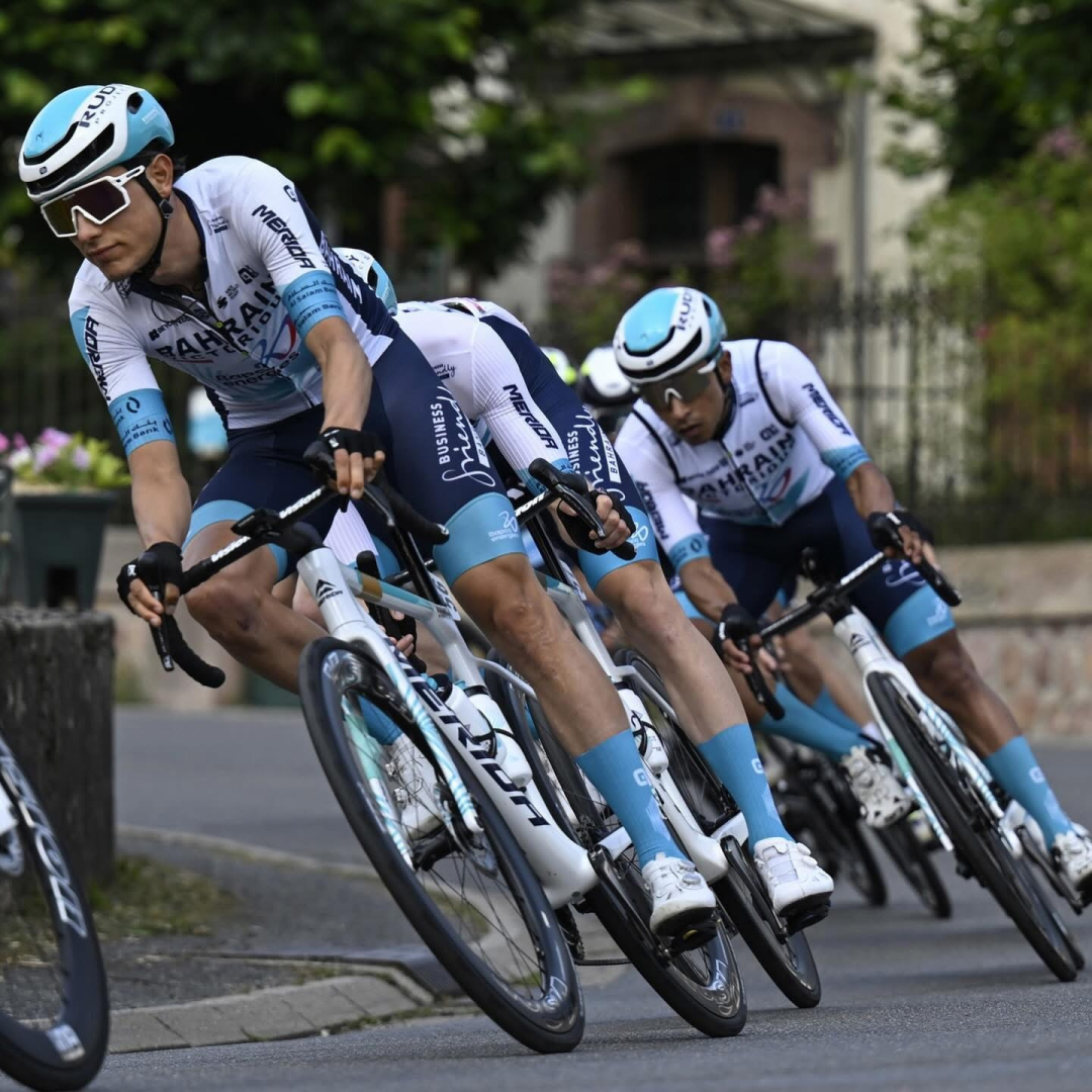 [2025-06-10]环多菲内第二赛段巴林战队好手莱特勇夺亚军荣耀