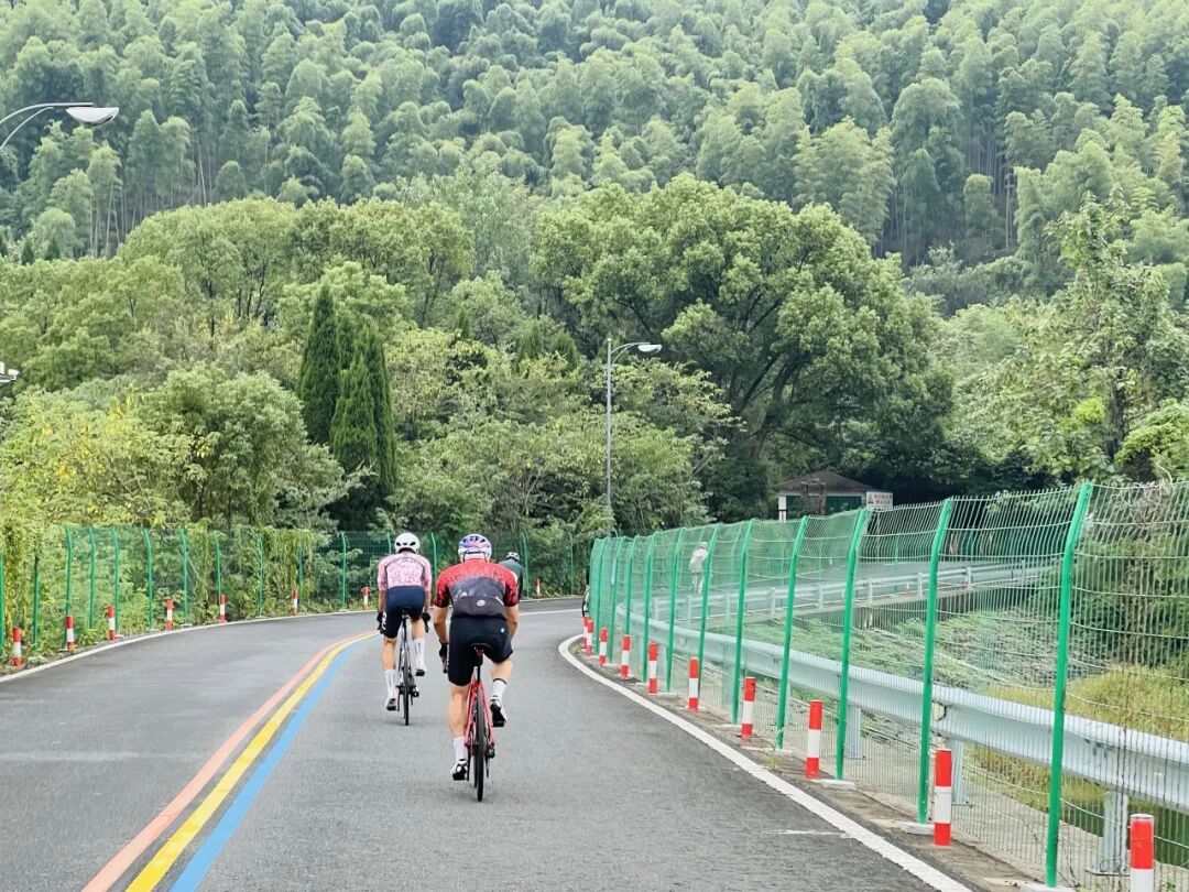 MCC927朱家角稻香咖啡骑