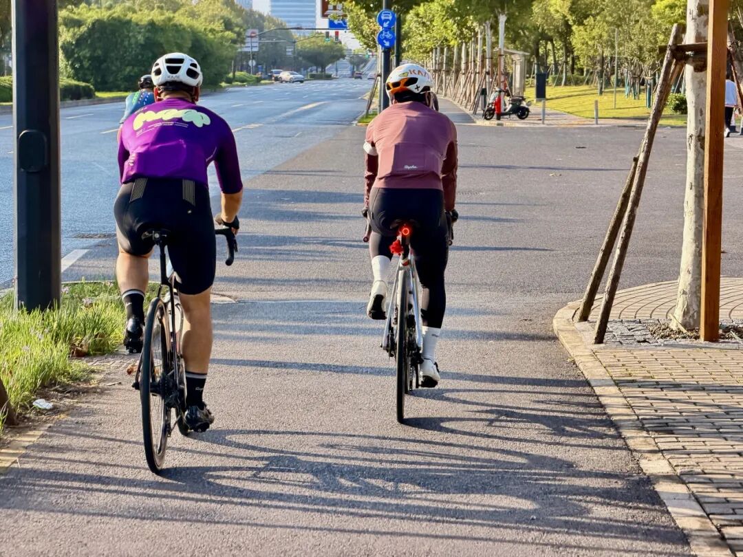 [2025-10-21]MCC1025落日飞航