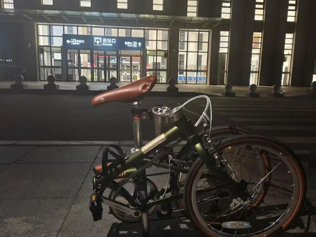 [2025-08-19]我与大行的故事第三季征文大赛作品分享小镇的大行其道