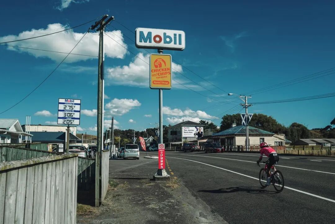 [2025-02-23]拉克兰莫顿再创新纪录单日骑行艰难的648公里