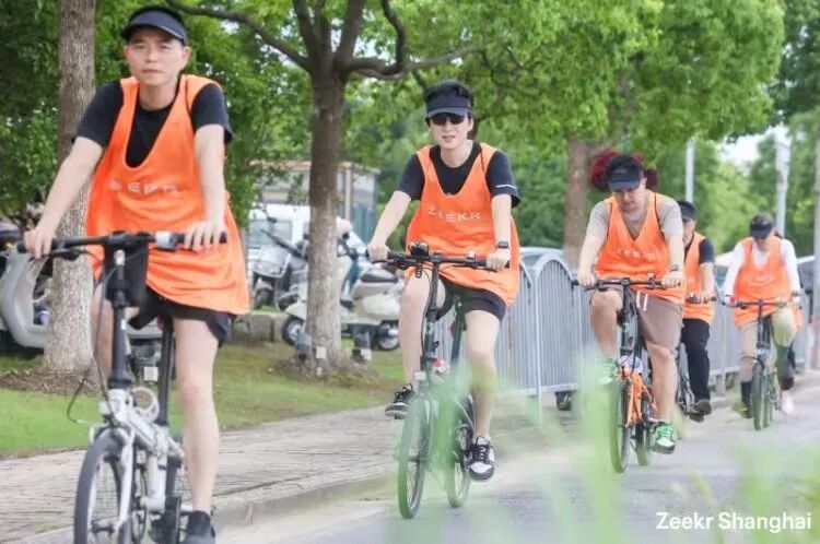 [2025-11-11]骑行风尚席卷全城探索你身边的大行低碳行华东地区