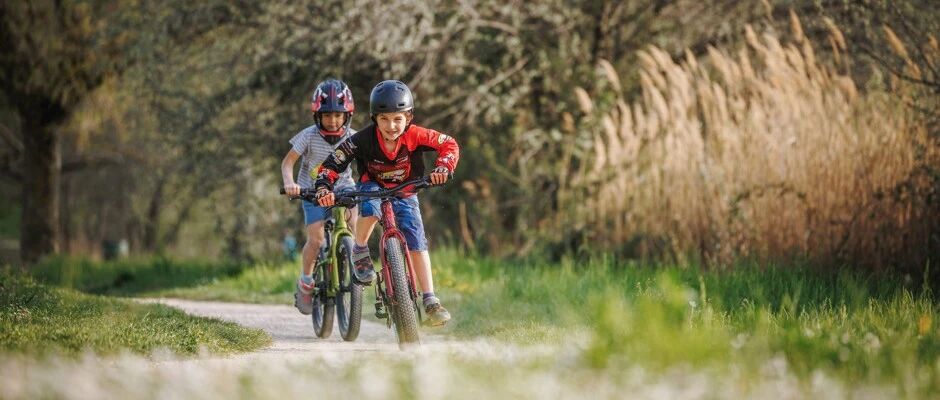 美利达达卡624HD，开启少年的第一次越野冒险！