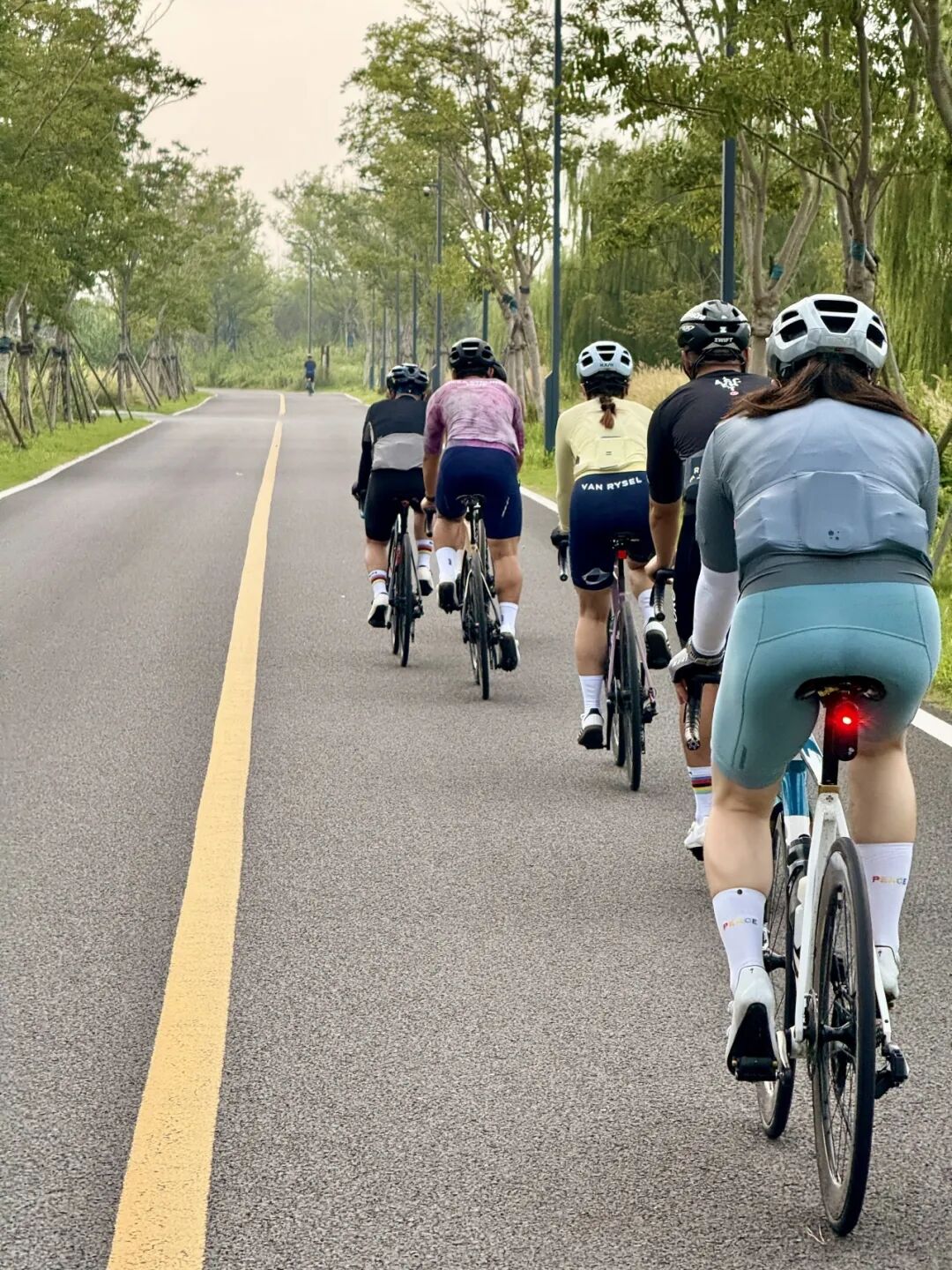 MCC921浦东机场咖啡骑