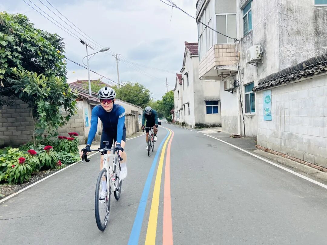 MCC927朱家角稻香咖啡骑