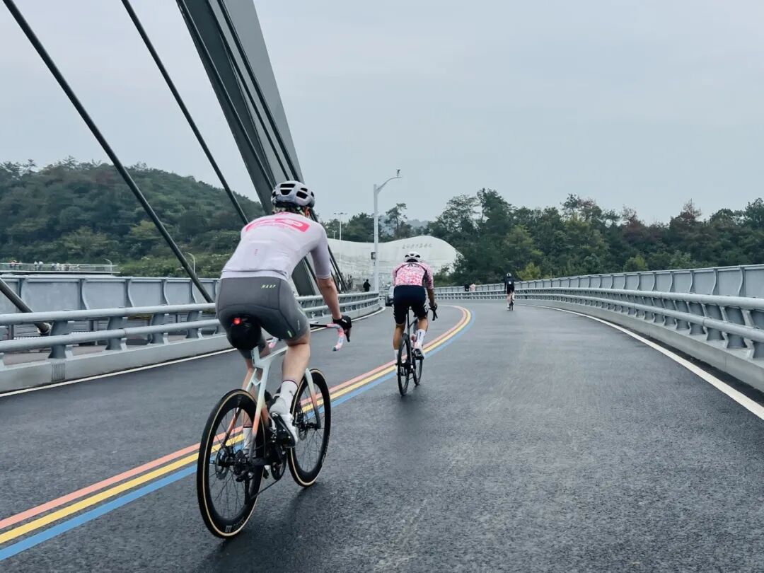 MCC927朱家角稻香咖啡骑