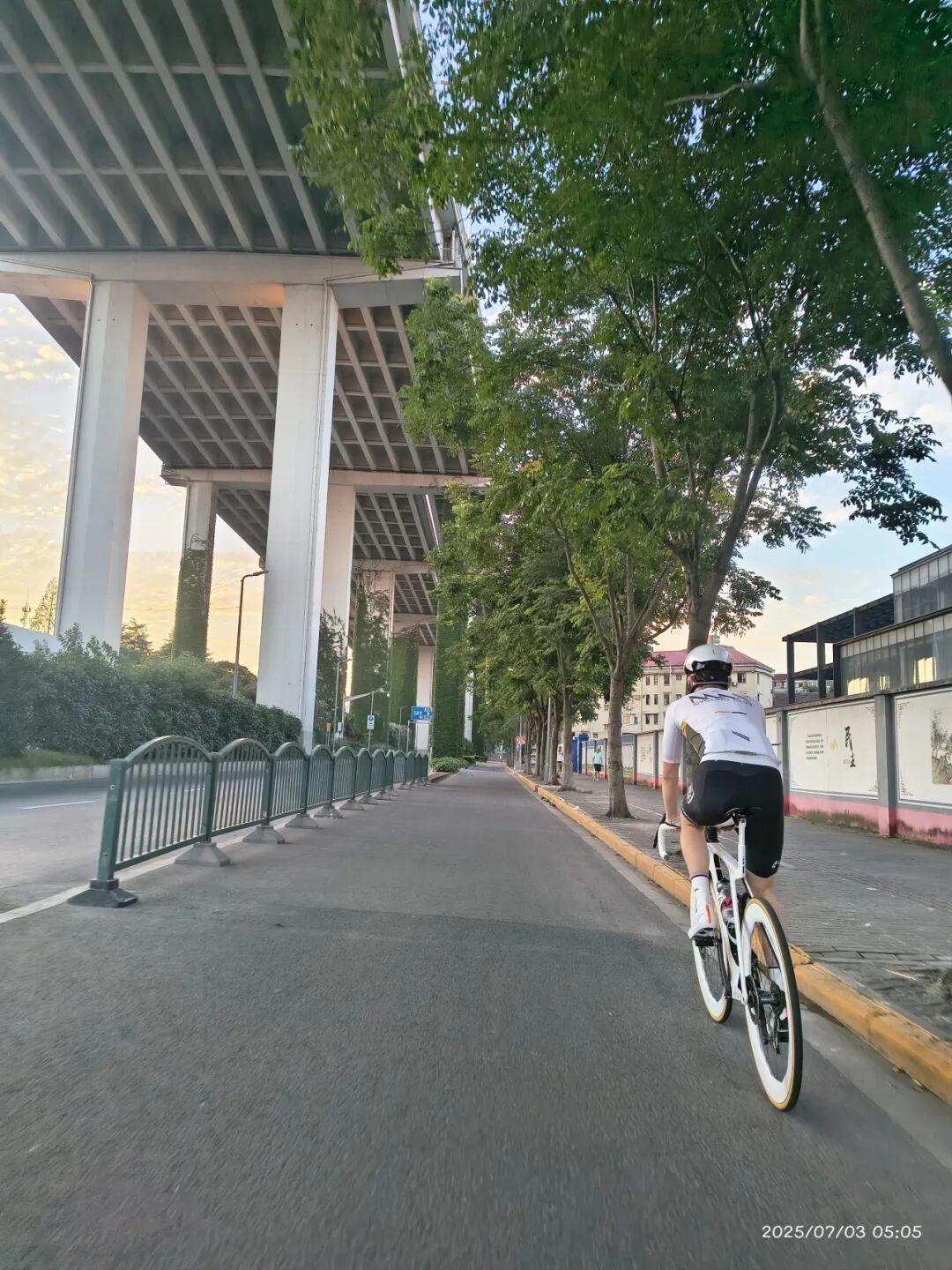 MCC710G530龙腾大道晨骑