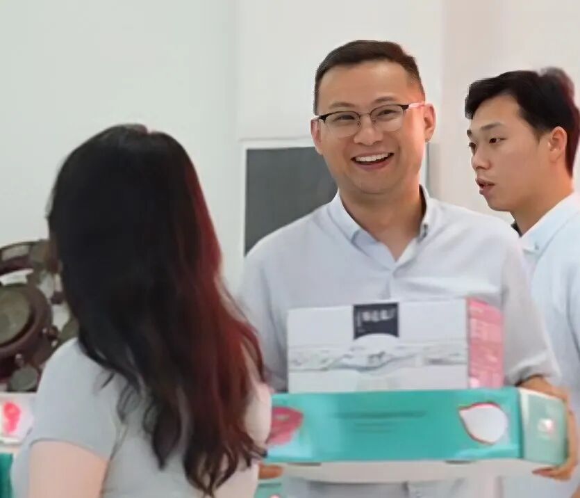 [2025-10-05]情系中秋欧派电动车中秋福利暖心发放共筑团圆好时光