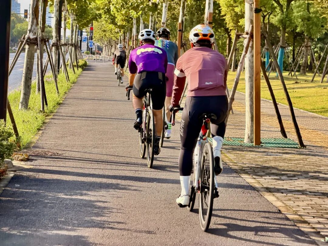 [2025-10-21]MCC1025落日飞航