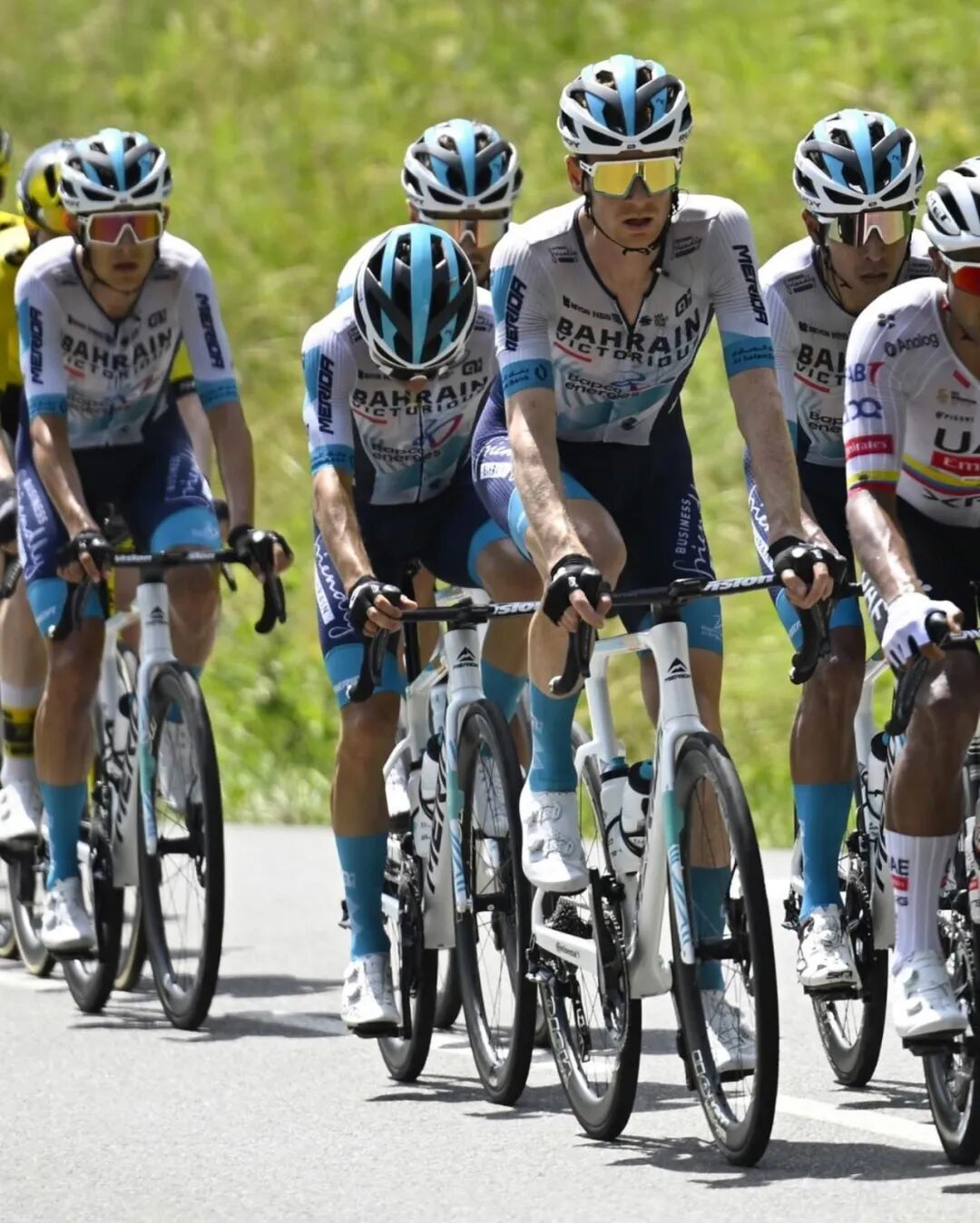 [2025-06-16]巴林胜利车队勇夺环多菲内第8赛段冠军