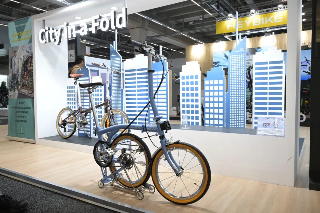 [2025-06-26]韩博士领军DAHON大行携快车道技术新品强势登陆EUROBIKE2025报道