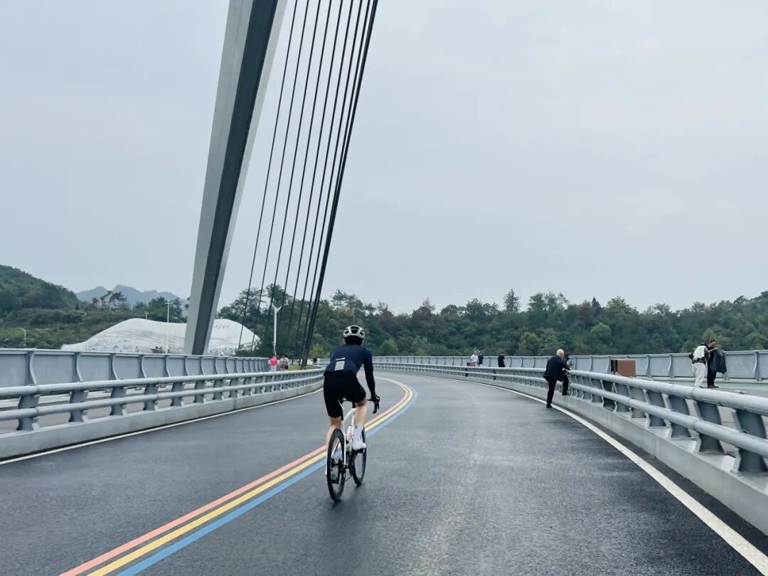 MCC927朱家角稻香咖啡骑