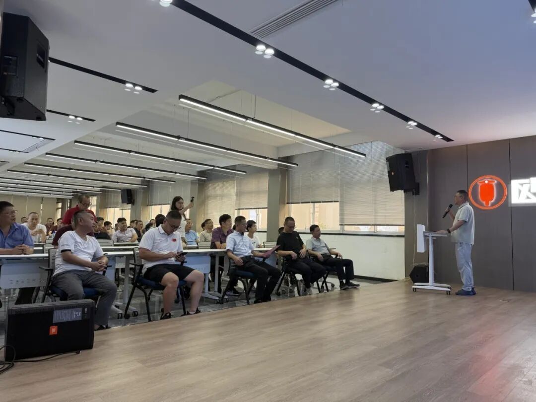 [2025-07-15]棋逢对手精彩纷呈2025quot欧派杯quot锡山区象棋amp围棋大赛圆满落