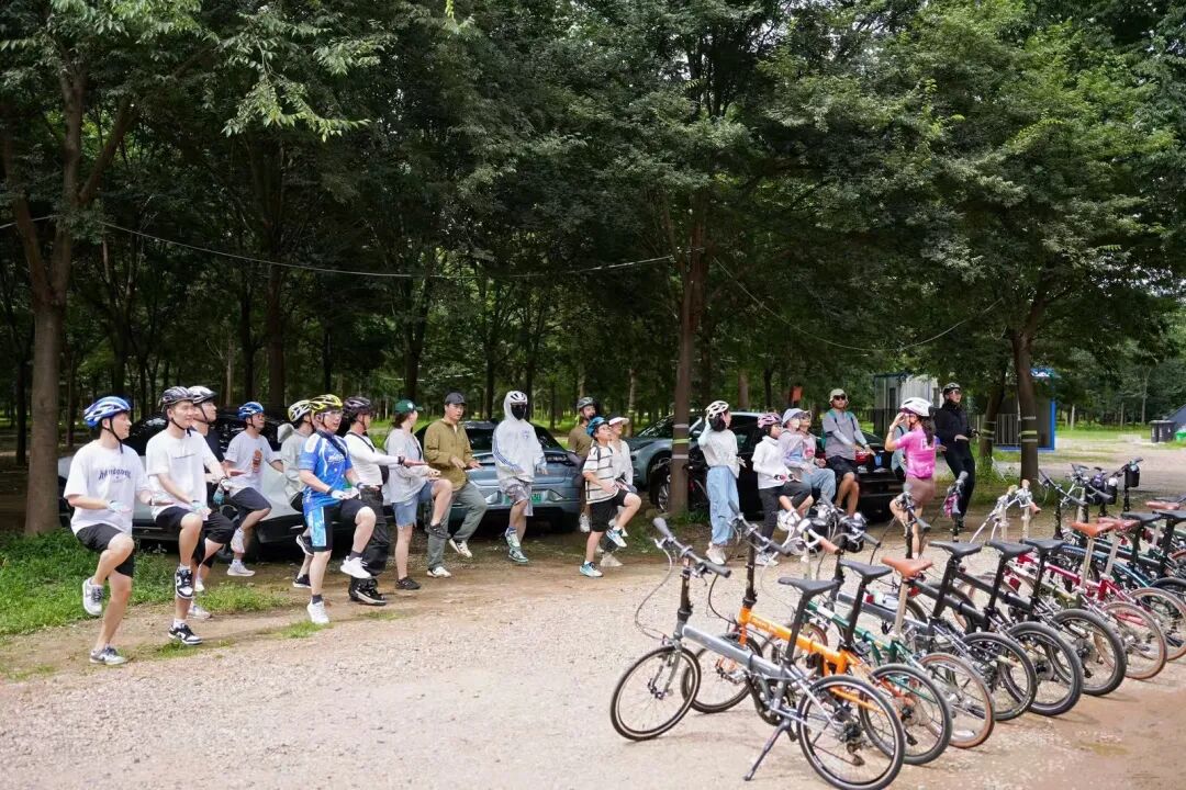 [2025-11-11]骑行风尚席卷全城探索你身边的大行低碳行华东地区