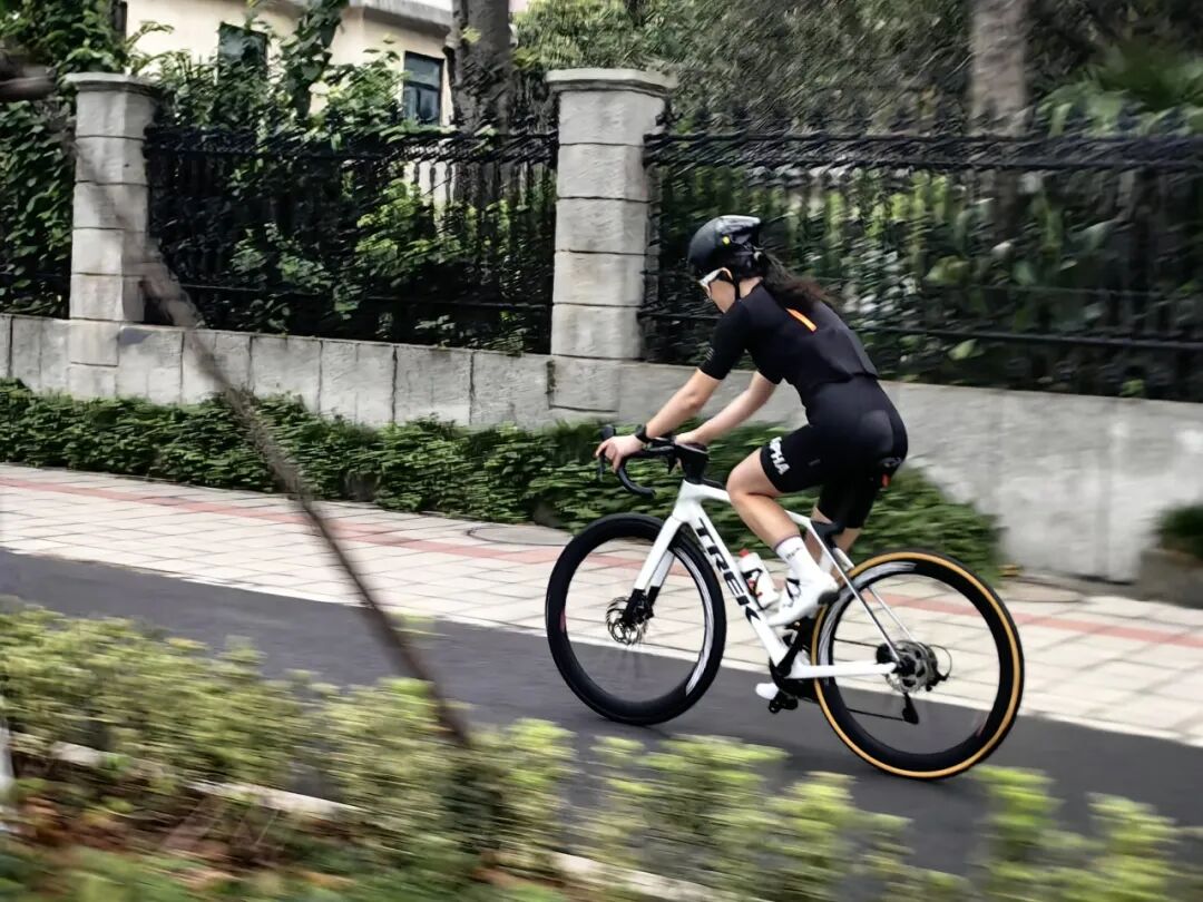 MCC927朱家角稻香咖啡骑