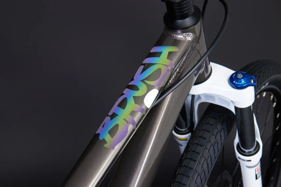 [2023-09-18]让火热的青春在激情中燃烧2024款BRUSHHD26quot火狐HD26qu