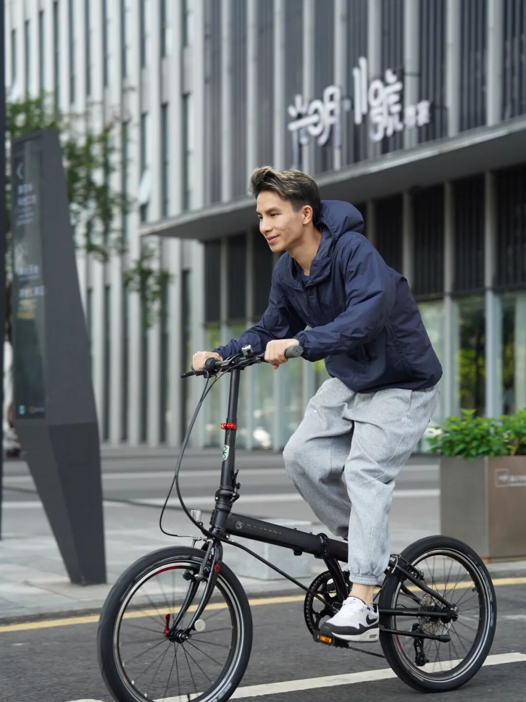 [2025-11-12]告别选择困难新手的第一台折叠车答案就是大行P8