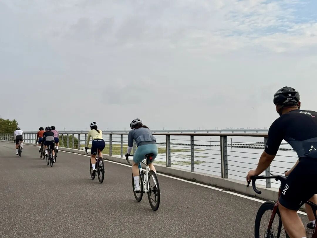 MCC921浦东机场咖啡骑