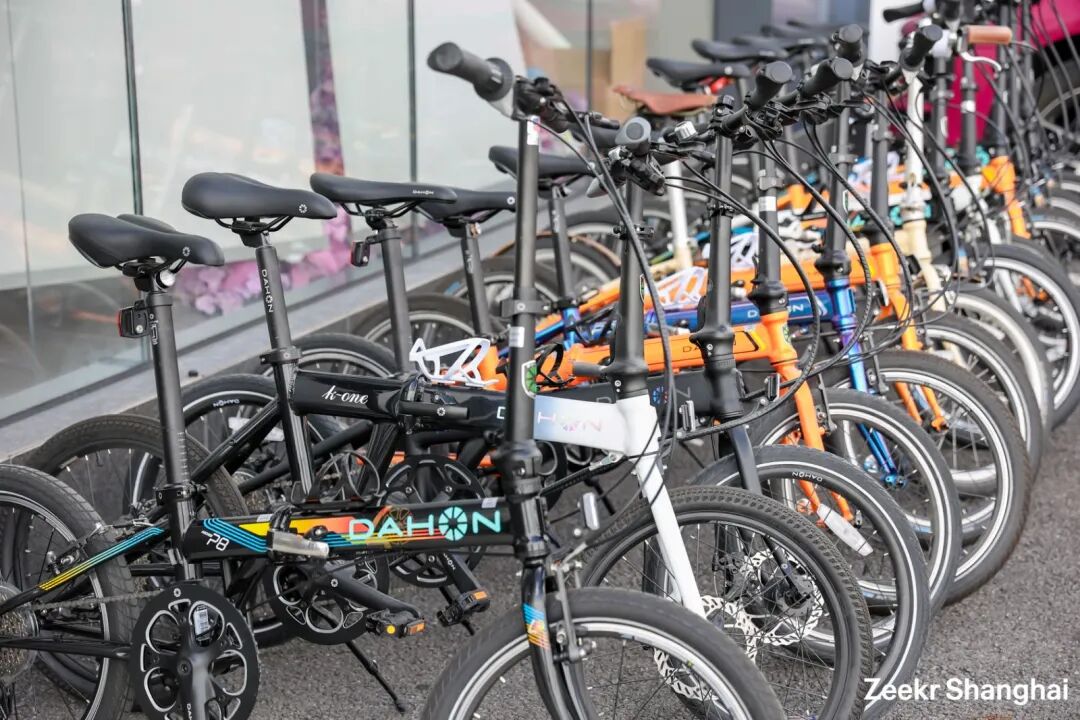 [2025-11-11]骑行风尚席卷全城探索你身边的大行低碳行华东地区
