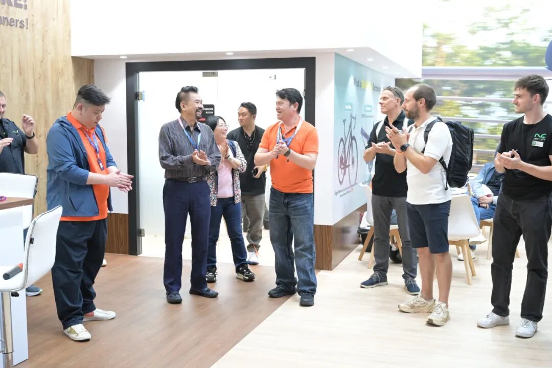 [2025-06-26]韩博士领军DAHON大行携快车道技术新品强势登陆EUROBIKE2025报道