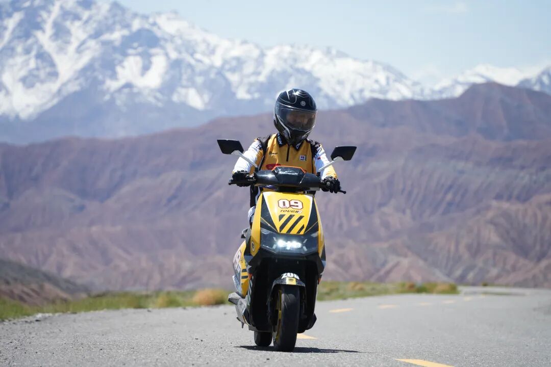 踏雪碎砂无惧淬炼五星钻豹征服西极