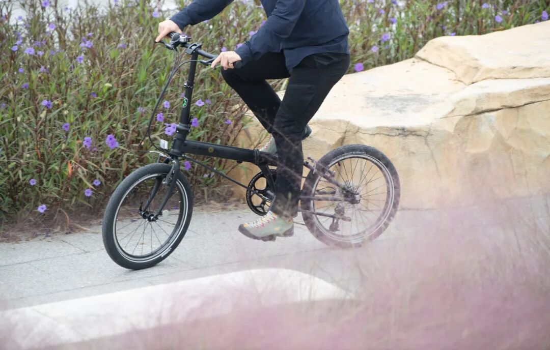 [2025-10-29]轻快之下的平衡艺术2025大行ArcherP8折叠车评测