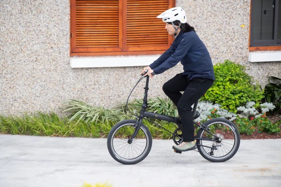 [2025-10-29]轻快之下的平衡艺术2025大行ArcherP8折叠车评测