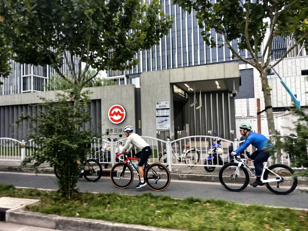 MCC927朱家角稻香咖啡骑