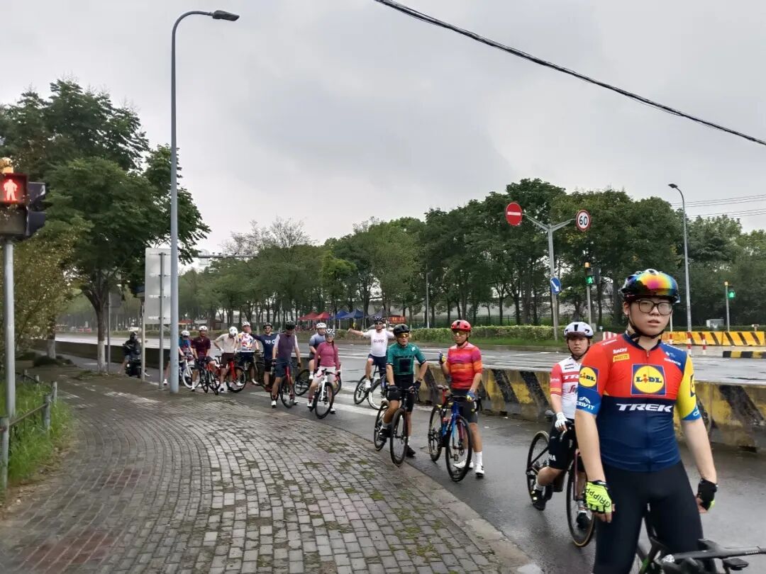 MCC89G530浏河阅兵台看日出