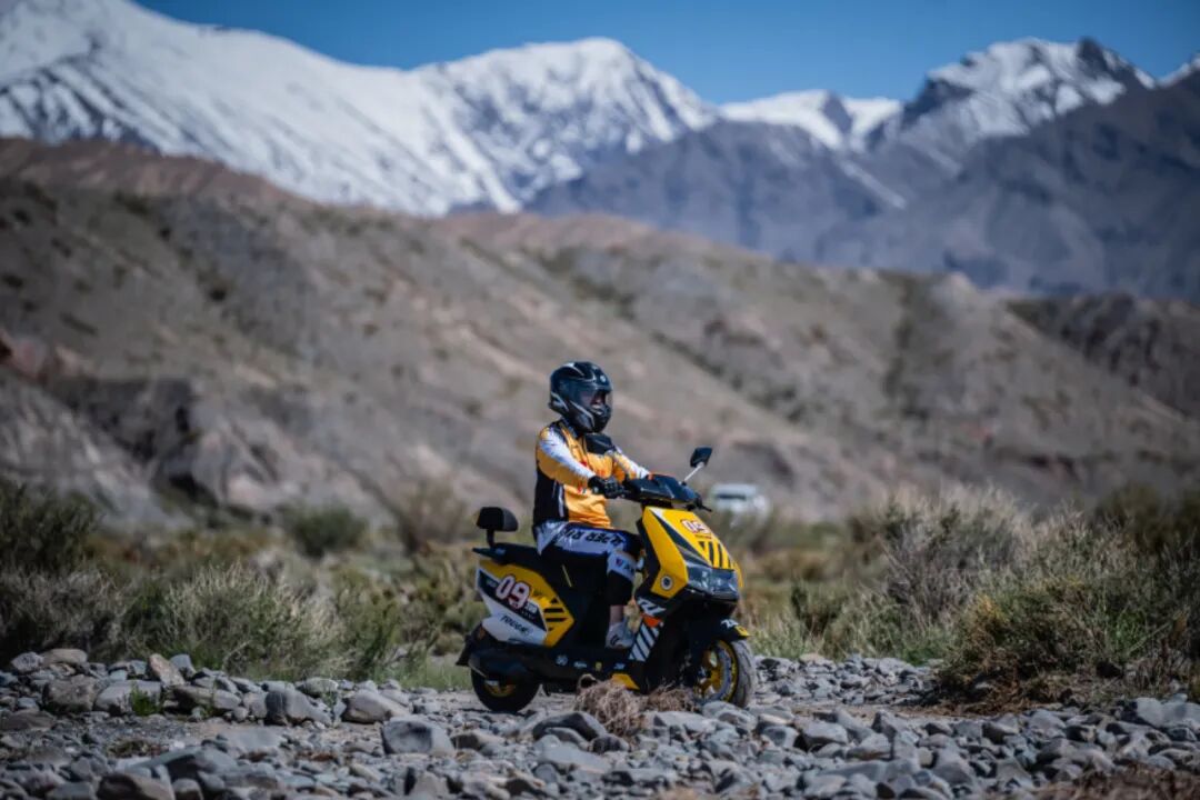 踏雪碎砂无惧淬炼五星钻豹征服西极