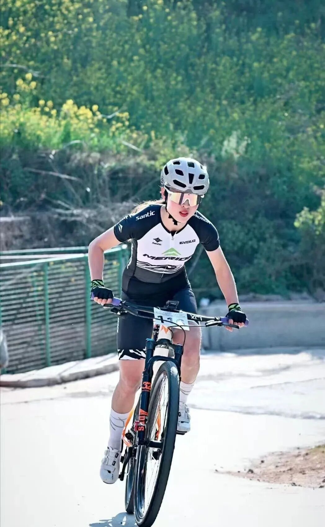 [2025-04-21]美利达挑战者车队多点开花荣耀赛场