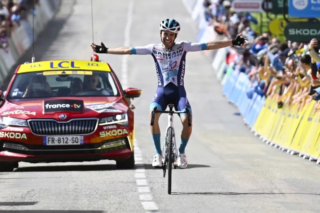 [2025-06-16]巴林胜利车队勇夺环多菲内第8赛段冠军