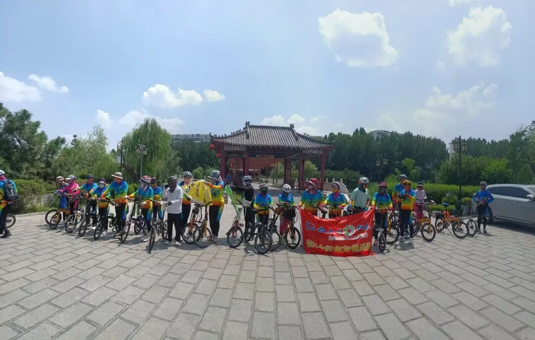 [2025-11-11]骑行风尚席卷全城探索你身边的大行低碳行华东地区