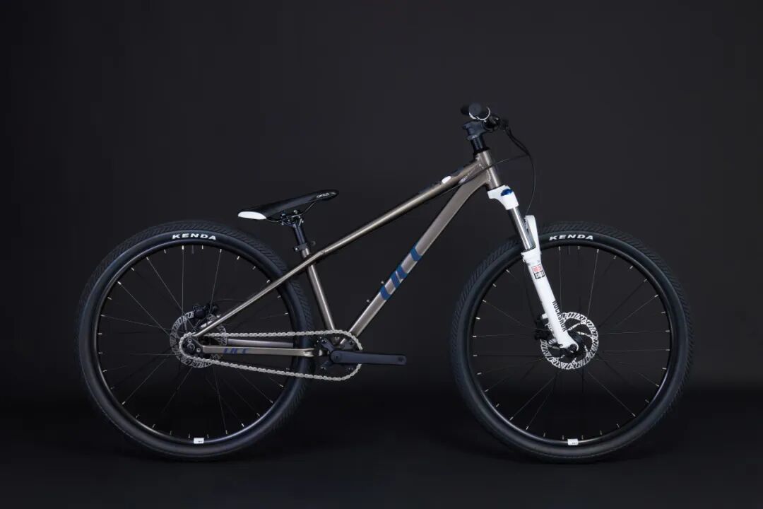 [2023-09-18]让火热的青春在激情中燃烧2024款BRUSHHD26quot火狐HD26qu