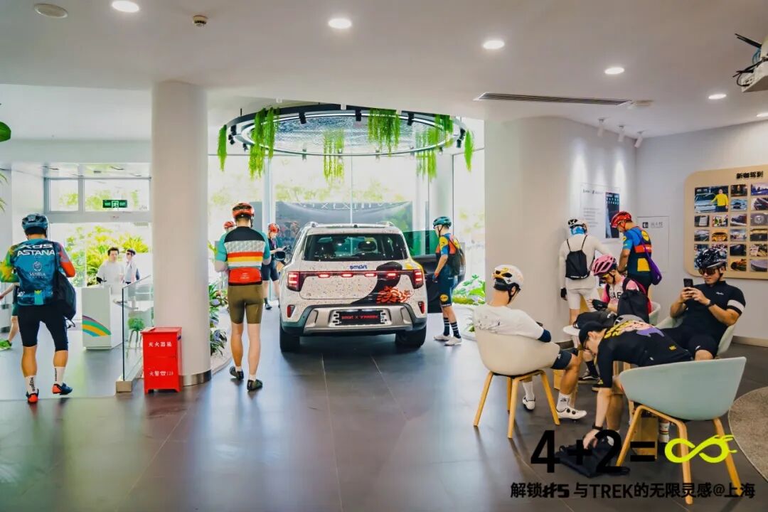 MCC724G530晨骑苗江路绕圈