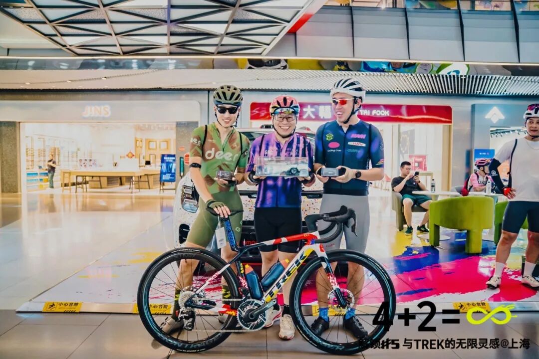 MCC724G530晨骑苗江路绕圈