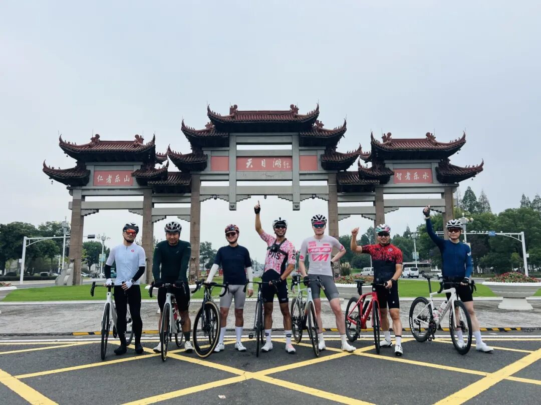 MCC927朱家角稻香咖啡骑