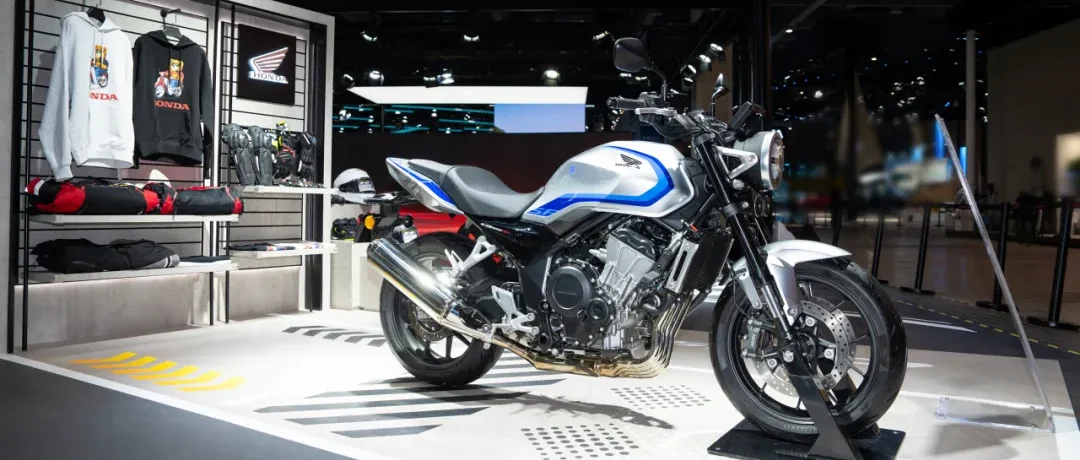 「EICMA2025」Honda电控离合搭配电子油门扩展升级，配合新车亮相