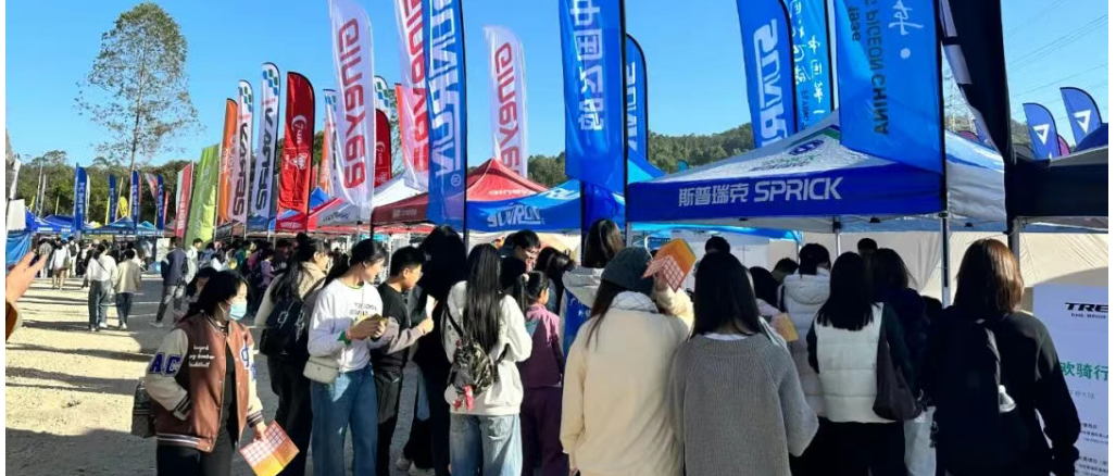 2025广州车迷节盛启，中国飞鸽闪耀登场展多元魅力